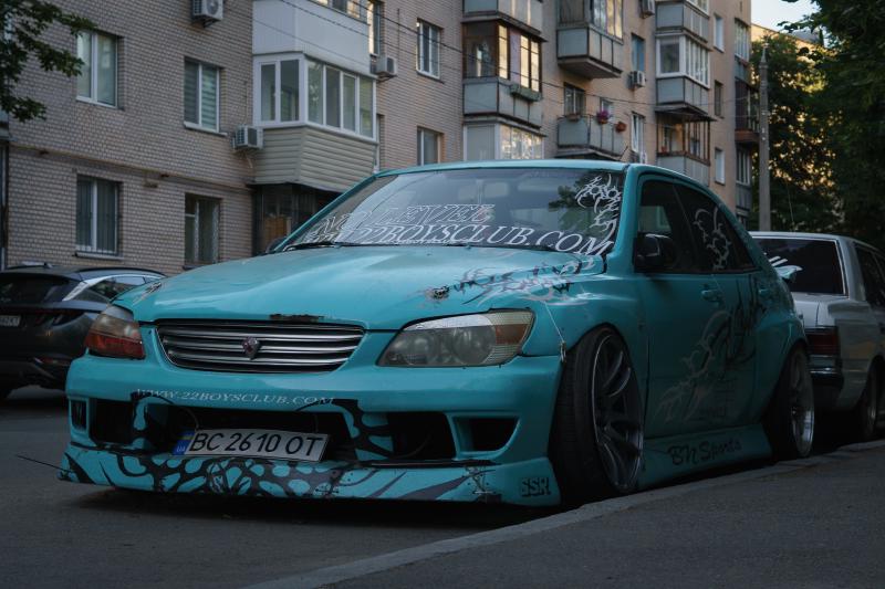 22Boys-Toyota-Altezza-ВС2610ОТ.jpg