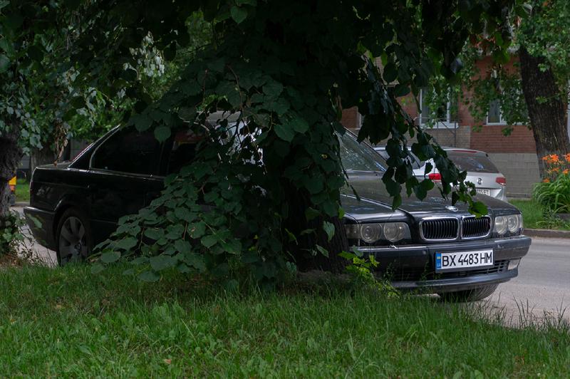 BMW-7Series-E38-ВХ4483НМ.jpg