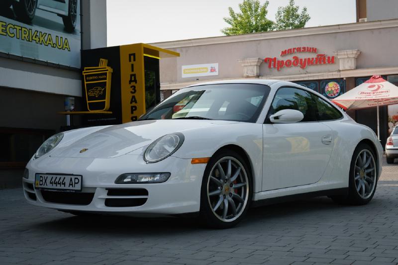 Porsche-911.jpg