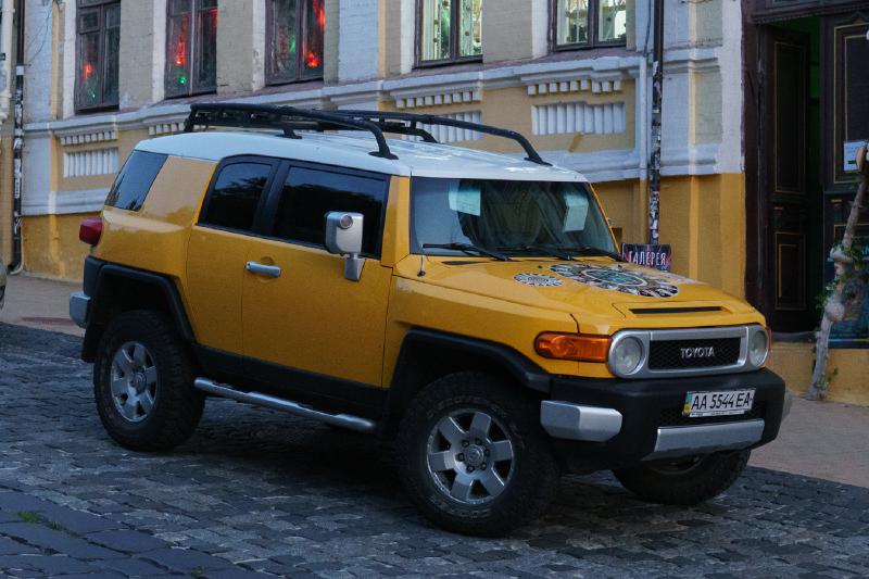 Toyota-FJ-АА5544ЕА.jpg