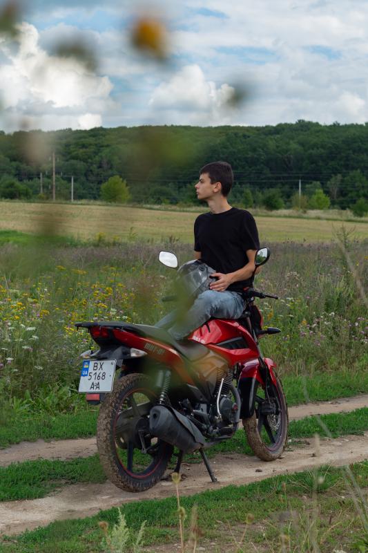 Moto-MS-02.jpg