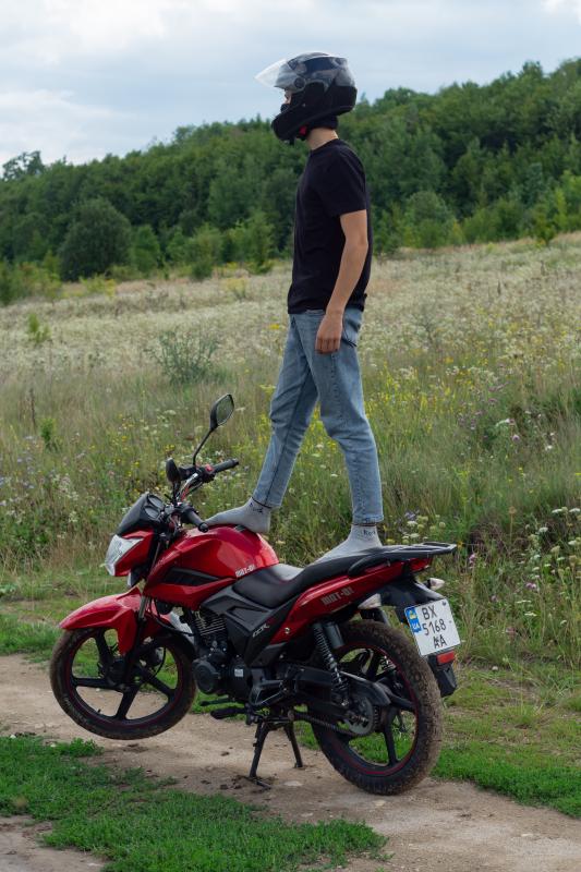 Moto-MS-06.jpg