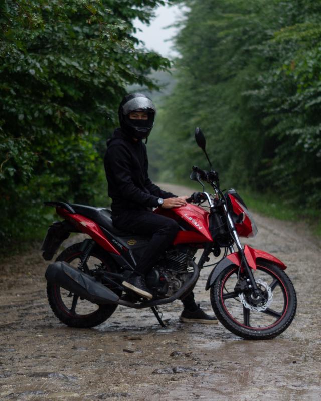 Moto-MS-09.jpg